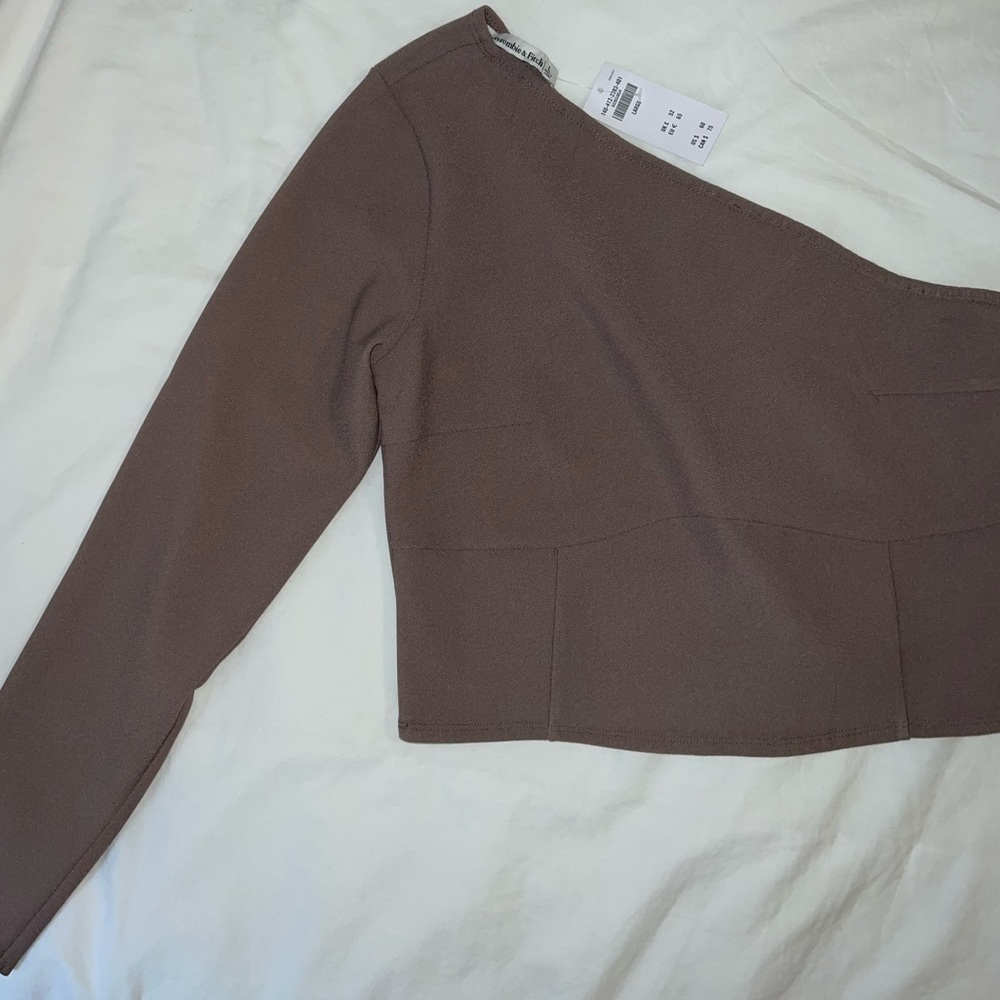 Abercrombie Women’s Asymmetrical One-Shoulder Long-Sleeve Top Brown Taupe L
